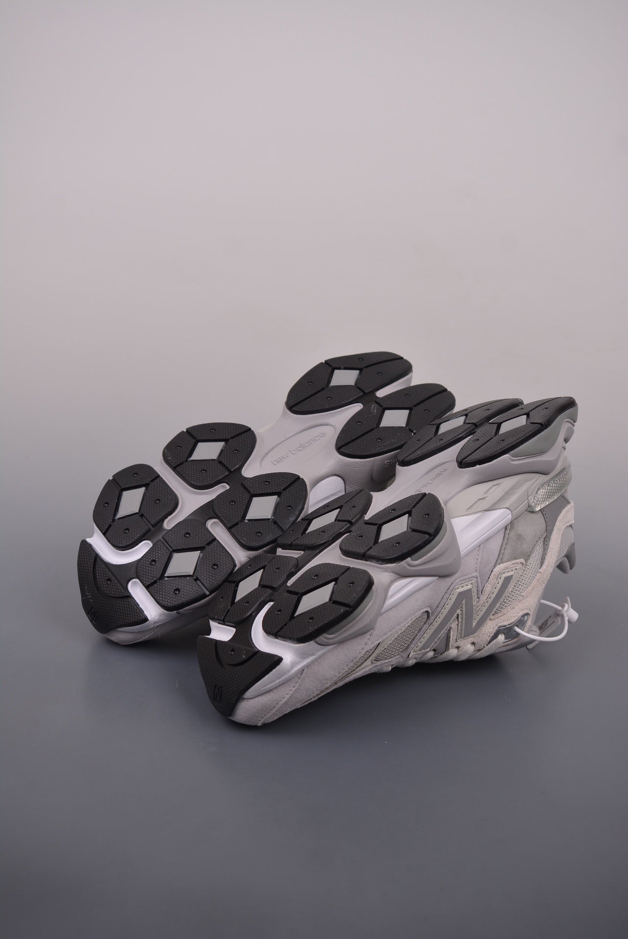 New Balance 9060 "Grey Sliver"