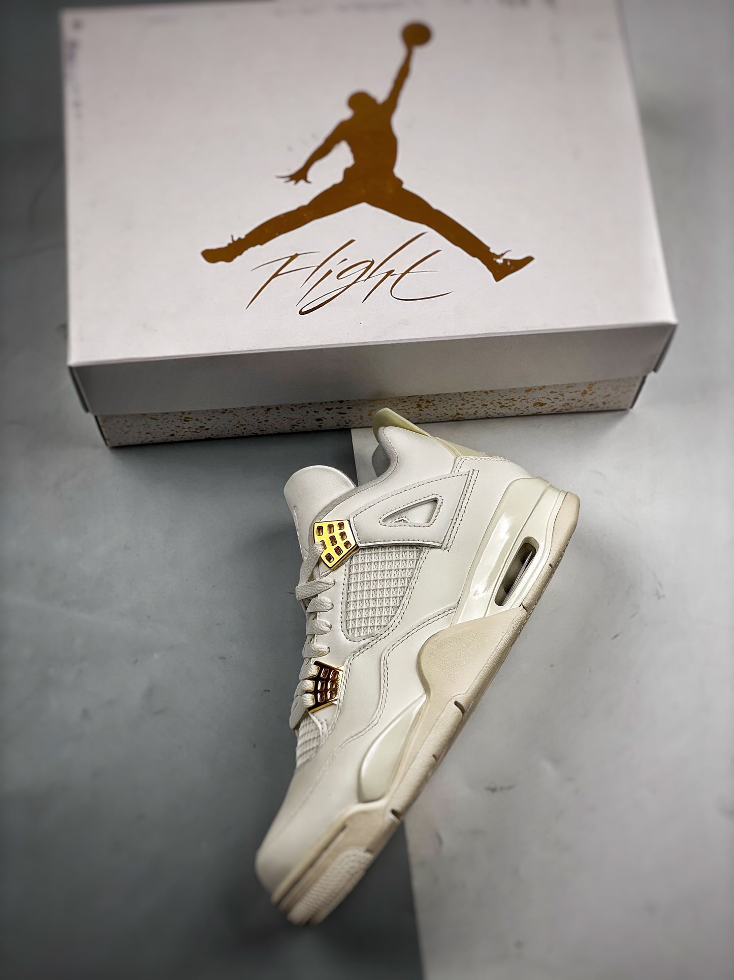 AJ4 Metallic Gold