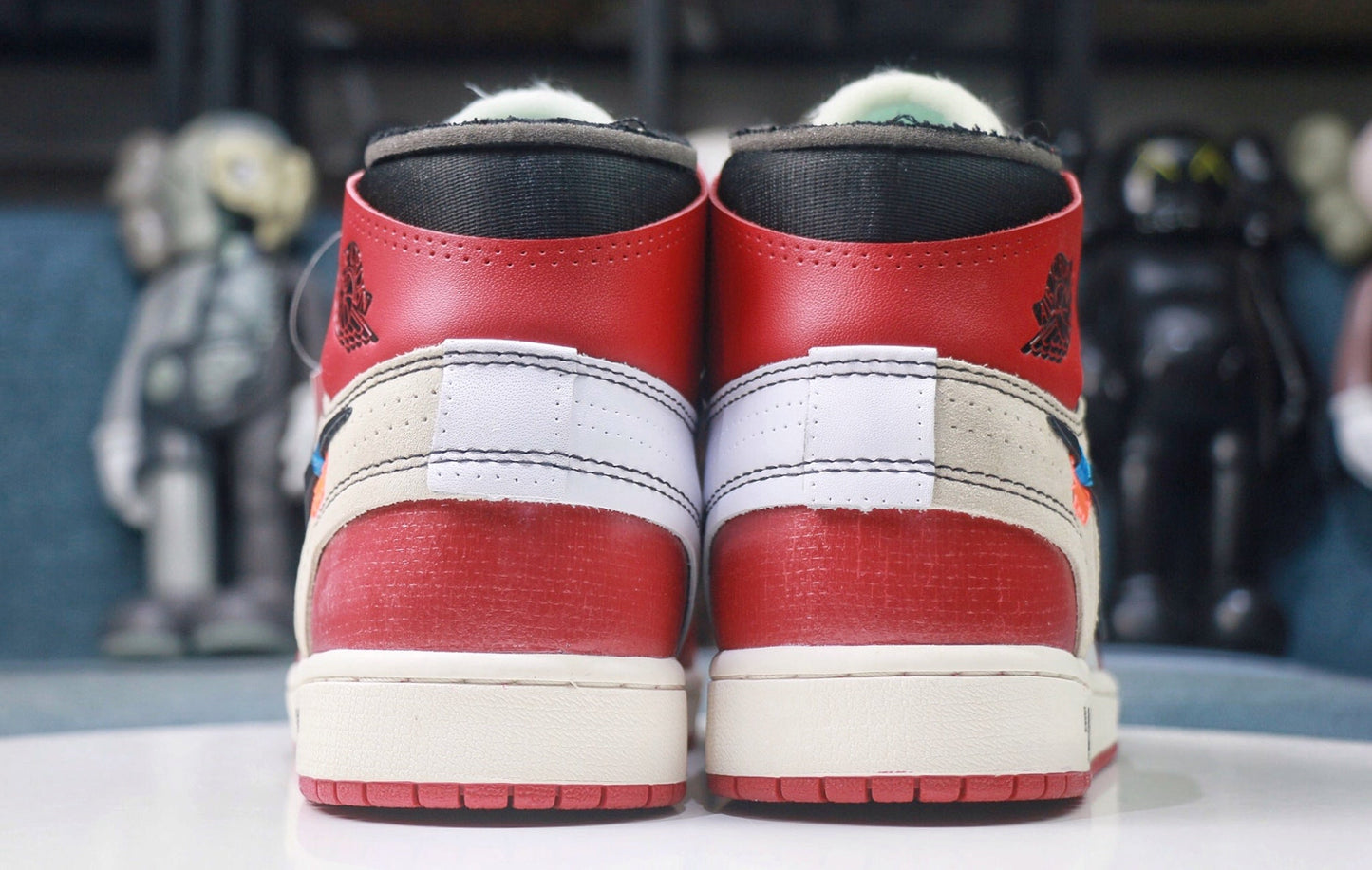 AJ1 - OW Chicago Sneaker