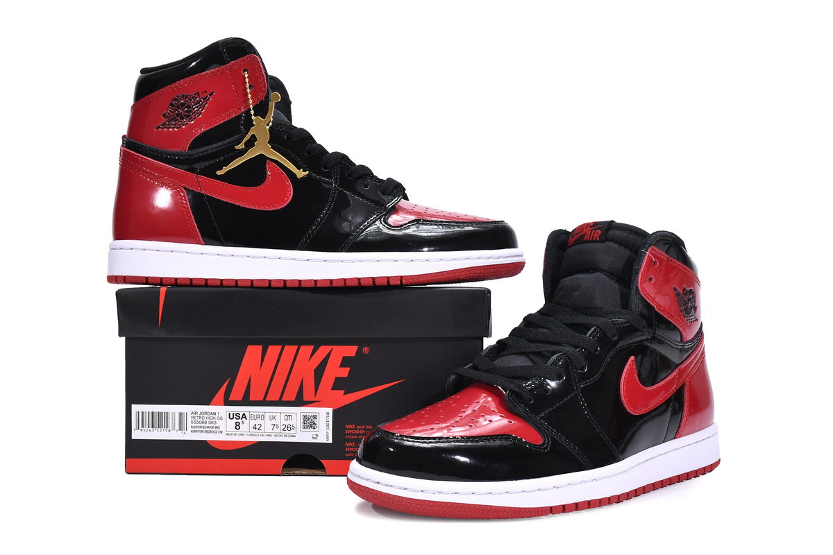 AJ1 Retro High OG Bred Sneaker