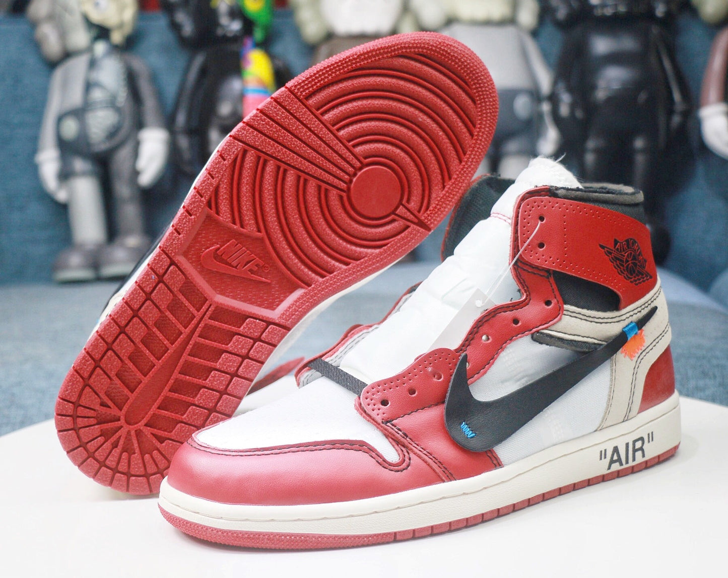 AJ1 - OW Chicago Sneaker