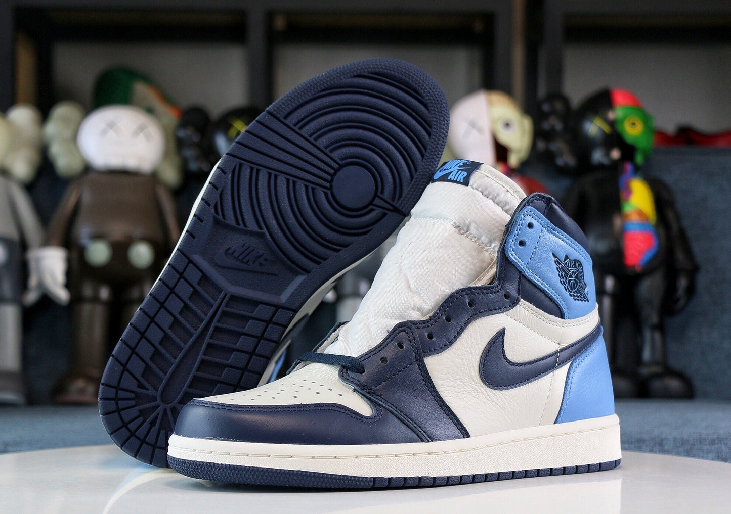 AJ1 High Obsidian Sneaker