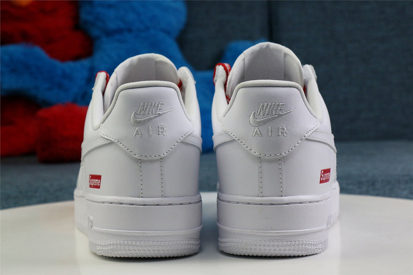 AF1 Supreme White