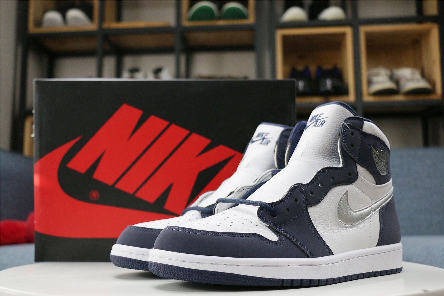 AJ1 Japan Navy Sneaker