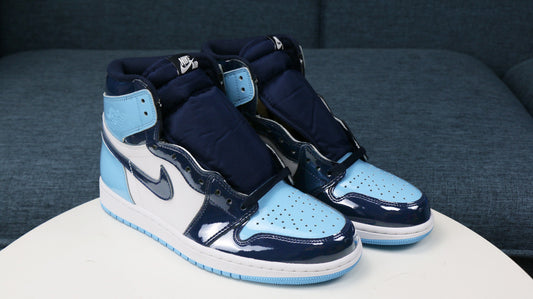 AJ1 HIGH PATENT OBSIDIAN SNEAKER