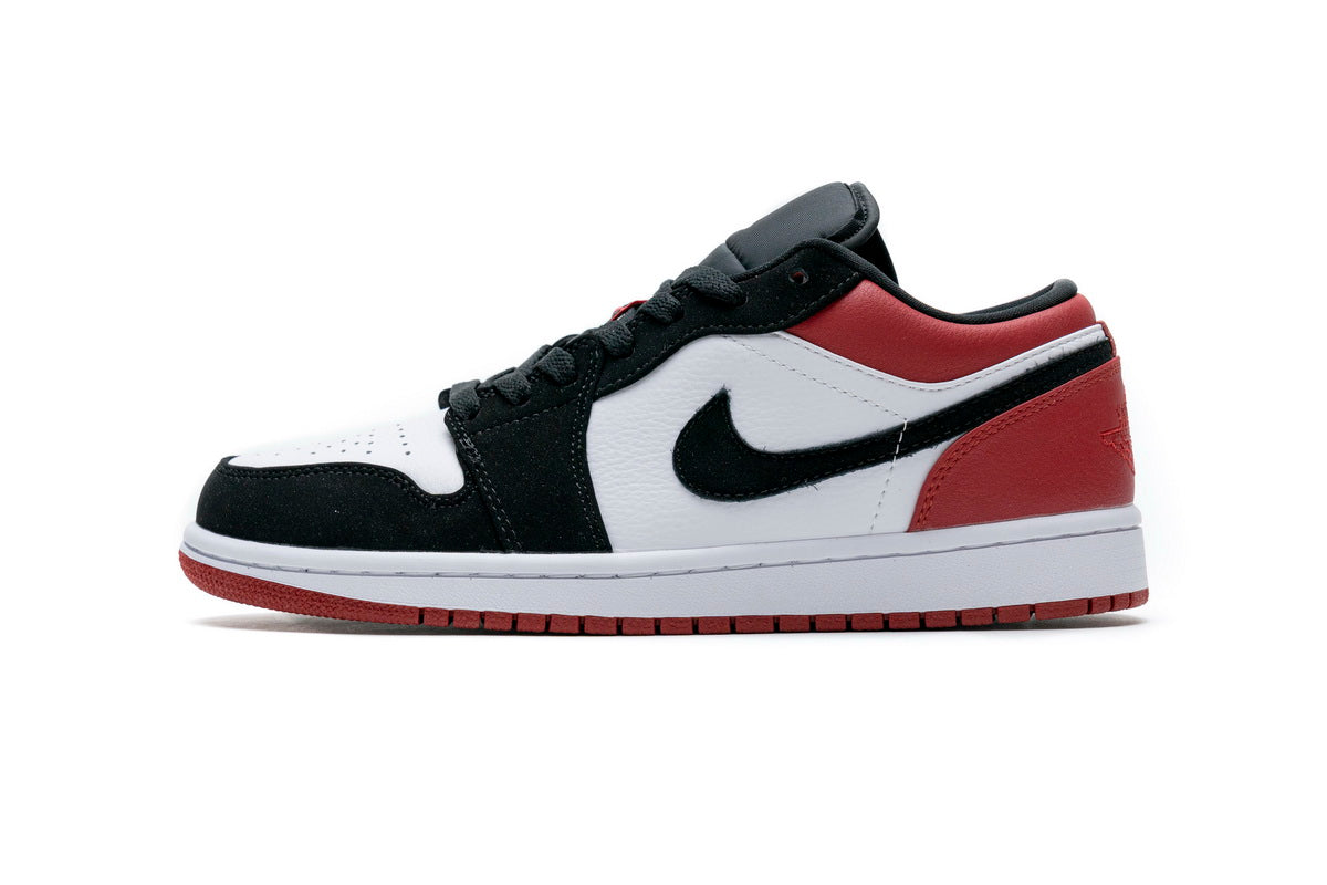 AJ1 Low Black Toe Sneaker