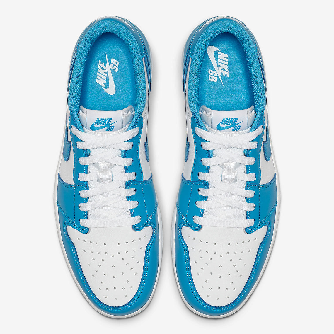 AJ1  Low UNC Sneaker