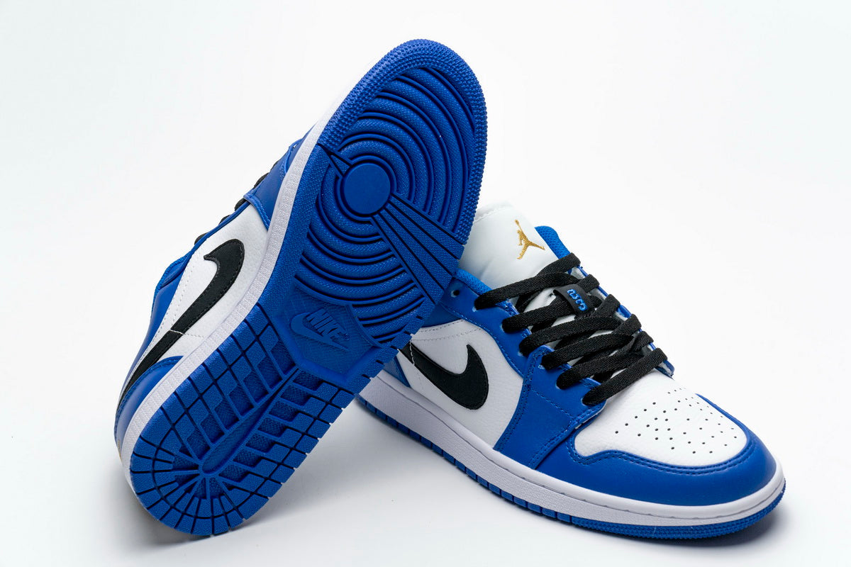 AJ1 Low Hyper Royal Sneaker