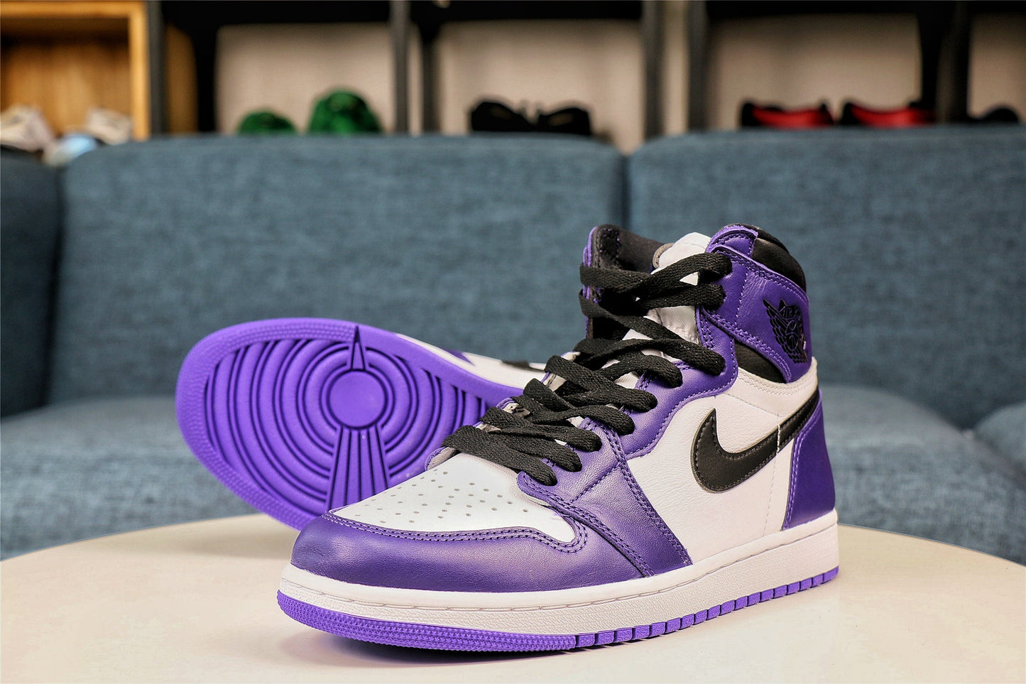 AJ1 Retro High Court Purple 2.0 Sneaker