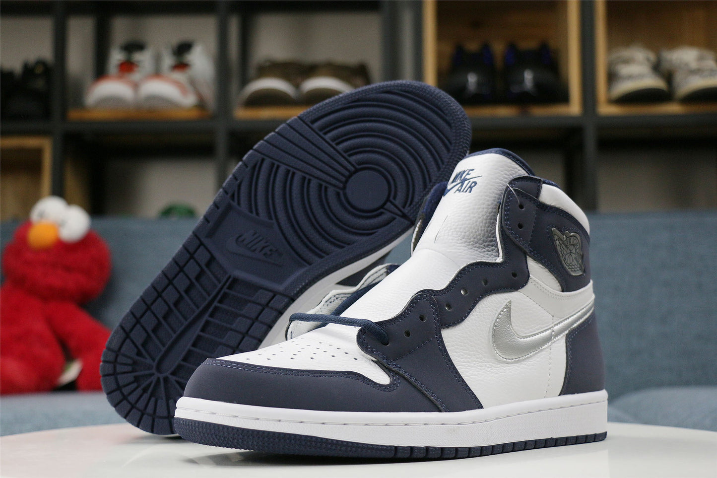 AJ1 Japan Navy Sneaker