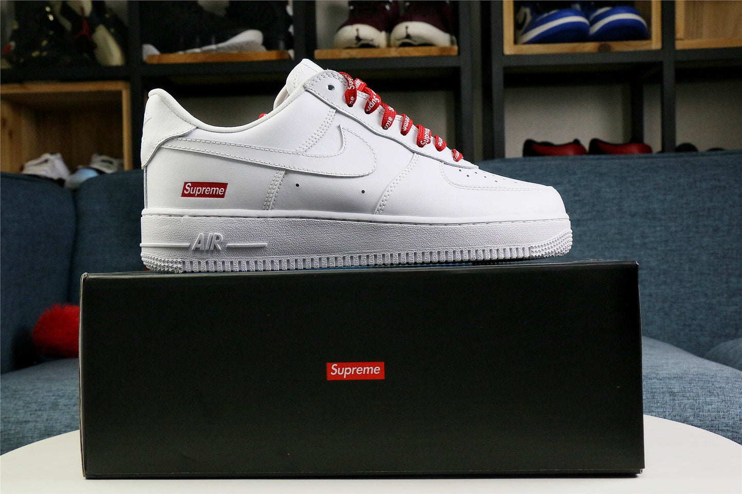 AF1 Supreme White