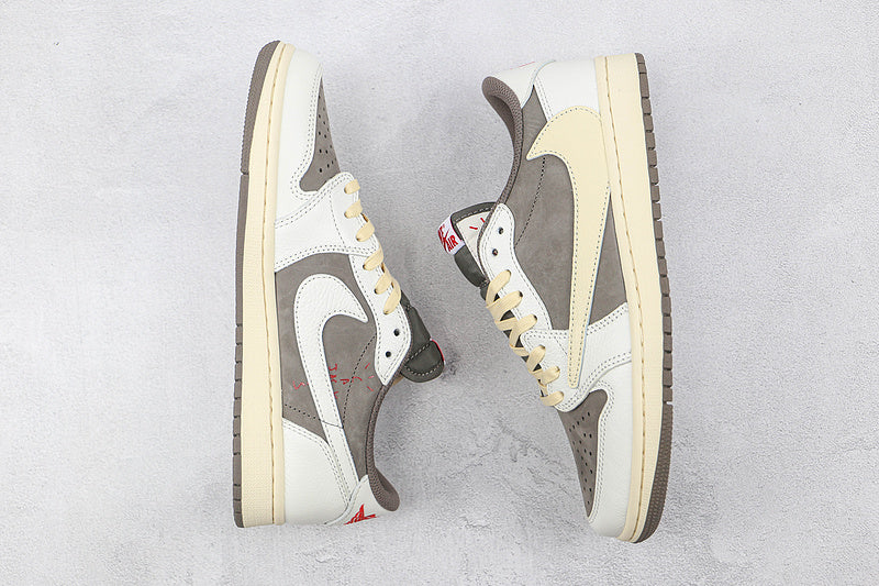 AJ1 Reverse Mocha Sneaker